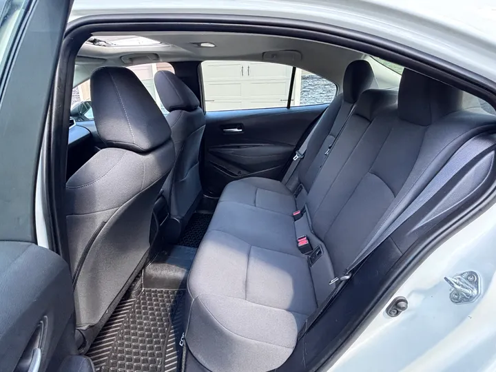2021 Toyota Corolla LE Image