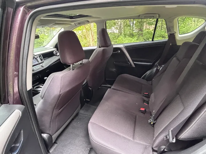 2016 Toyota Rav 4 XLE Image