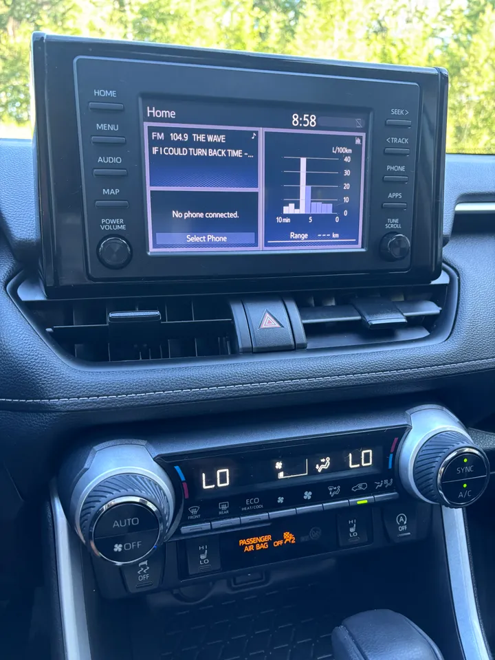 2022 Toyota Rav 4 XLE Image