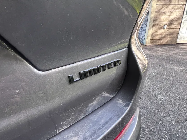 2024 Jeep Grand Cherokee L Limited Image
