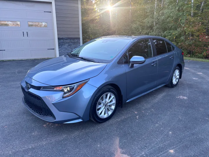 2022 Toyota Corolla LE Image