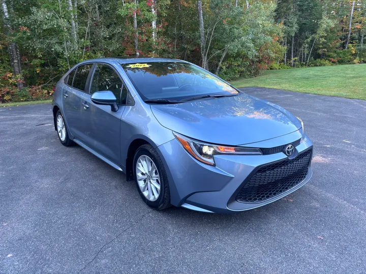 2022 Toyota Corolla LE Image