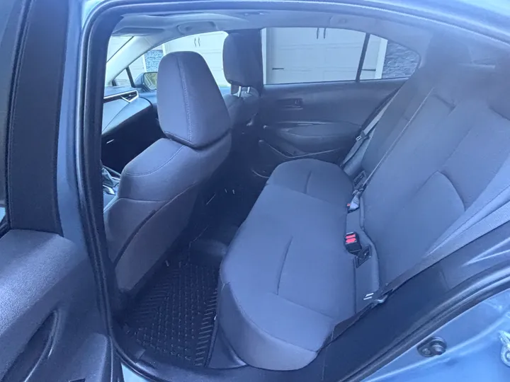 2022 Toyota Corolla LE Image