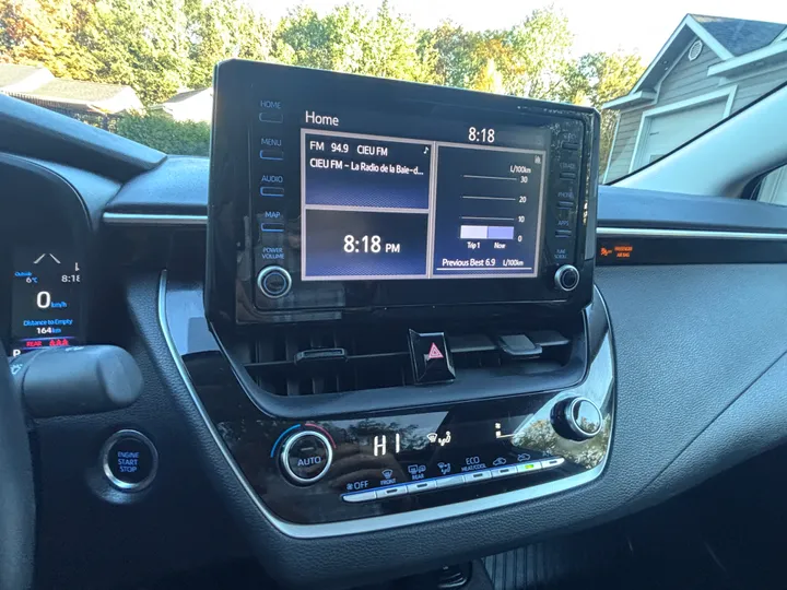2022 Toyota Corolla LE Image