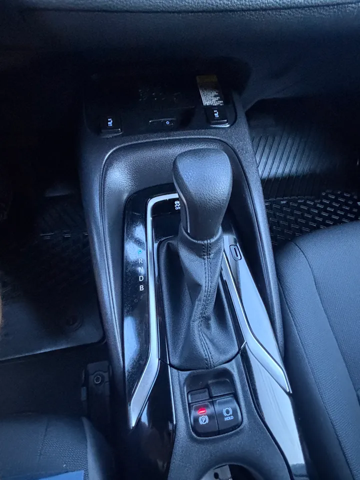 2022 Toyota Corolla LE Image