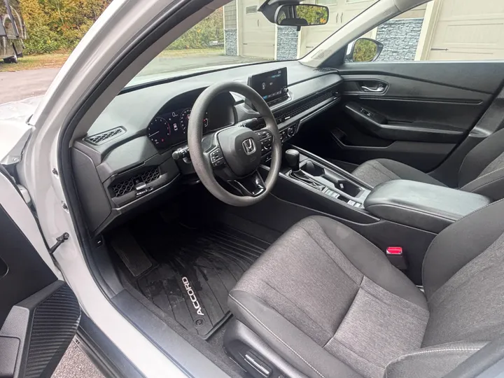 2023 Honda Accord EX Image