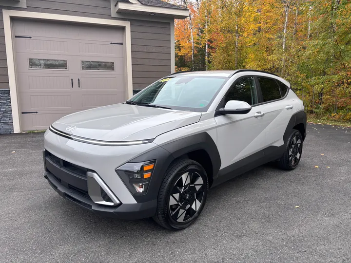 2025 Hyundai Kona Prefered Image