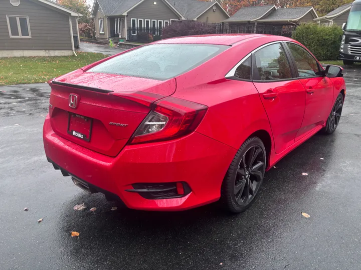 2021 Honda Civic Sport Image