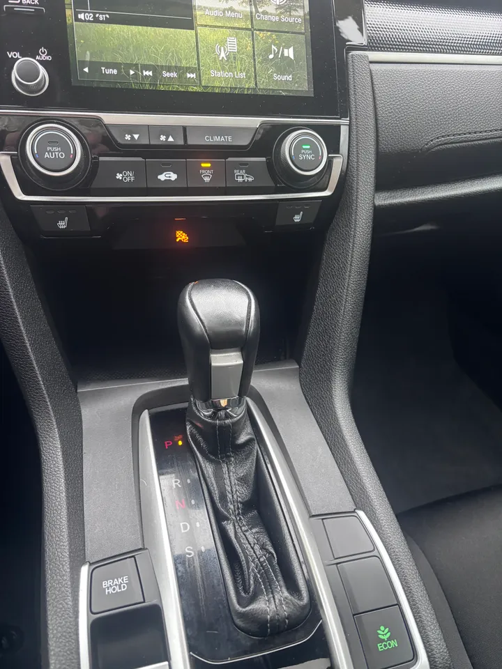 2021 Honda Civic Sport Image