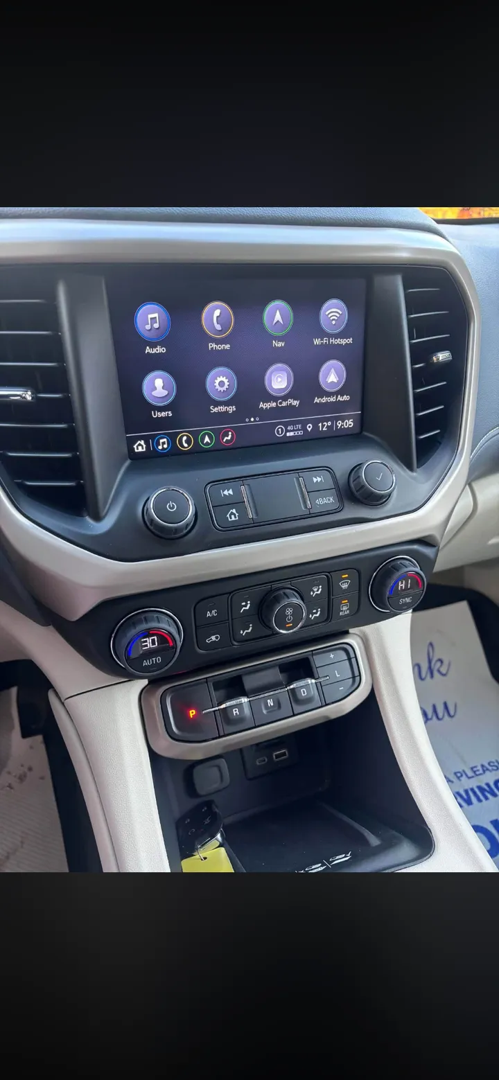 2023 Gmc Acadia Denali Image