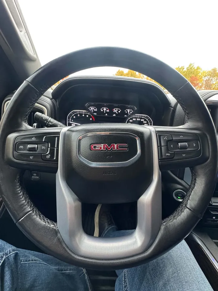 2021 Gmc Sierra Elevation Image