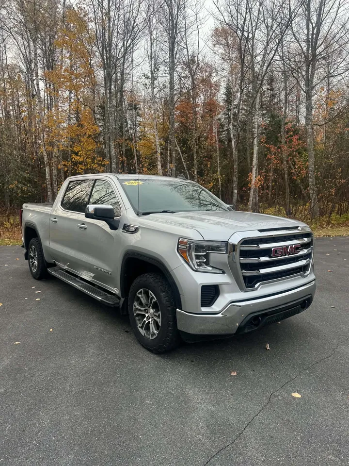 2019 Gmc Sierra SLE Image