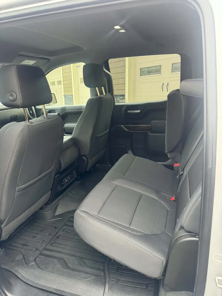 2019 Gmc Sierra SLE Image