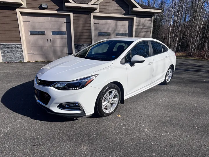 2019 Chevrolet Cruze Image