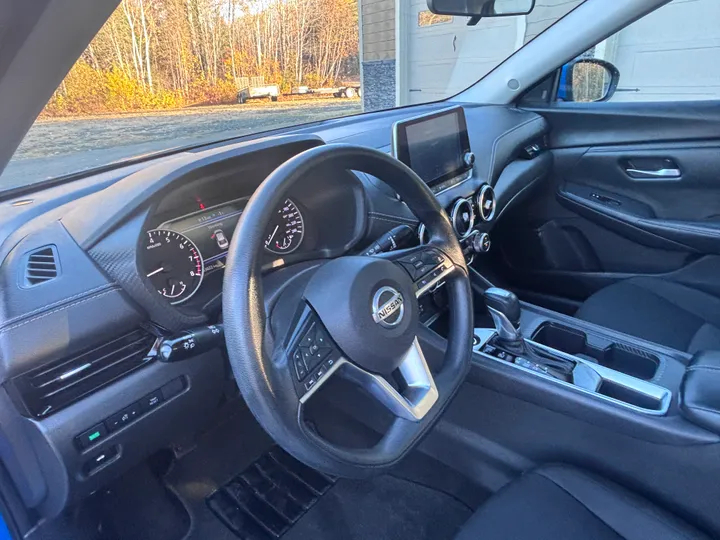 2023 Nissan Sentra Image
