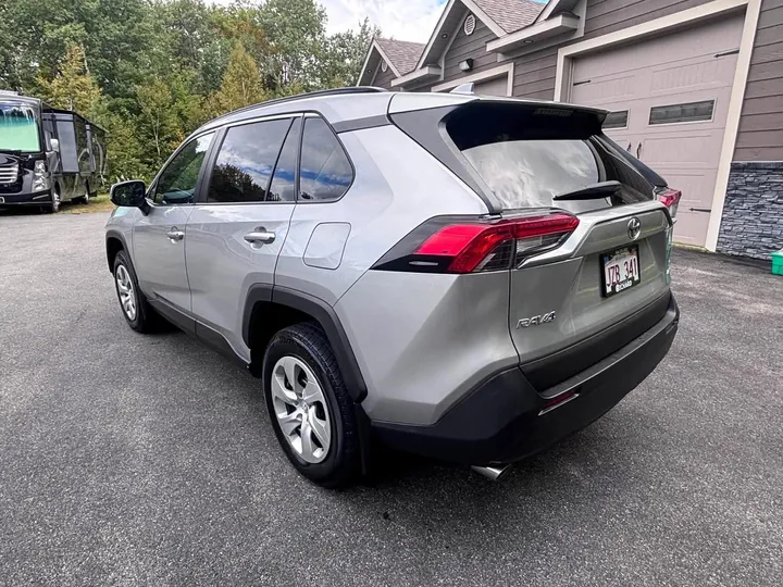 2021 Toyota Rav 4 LE Image