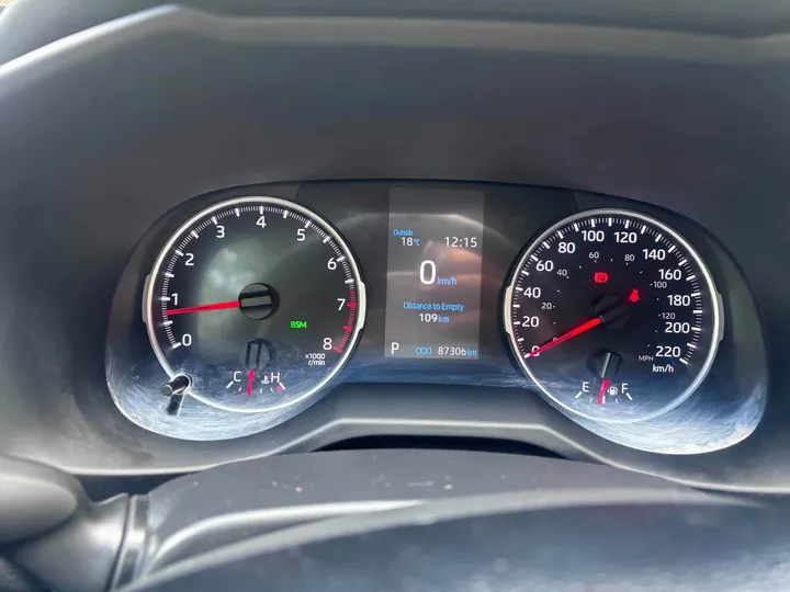 2021 Toyota Rav 4 LE Image